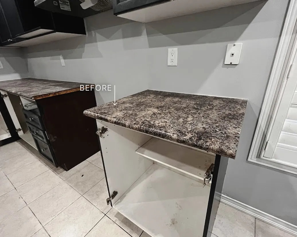 BEFORE: Countertop Ready to be Resurfaced